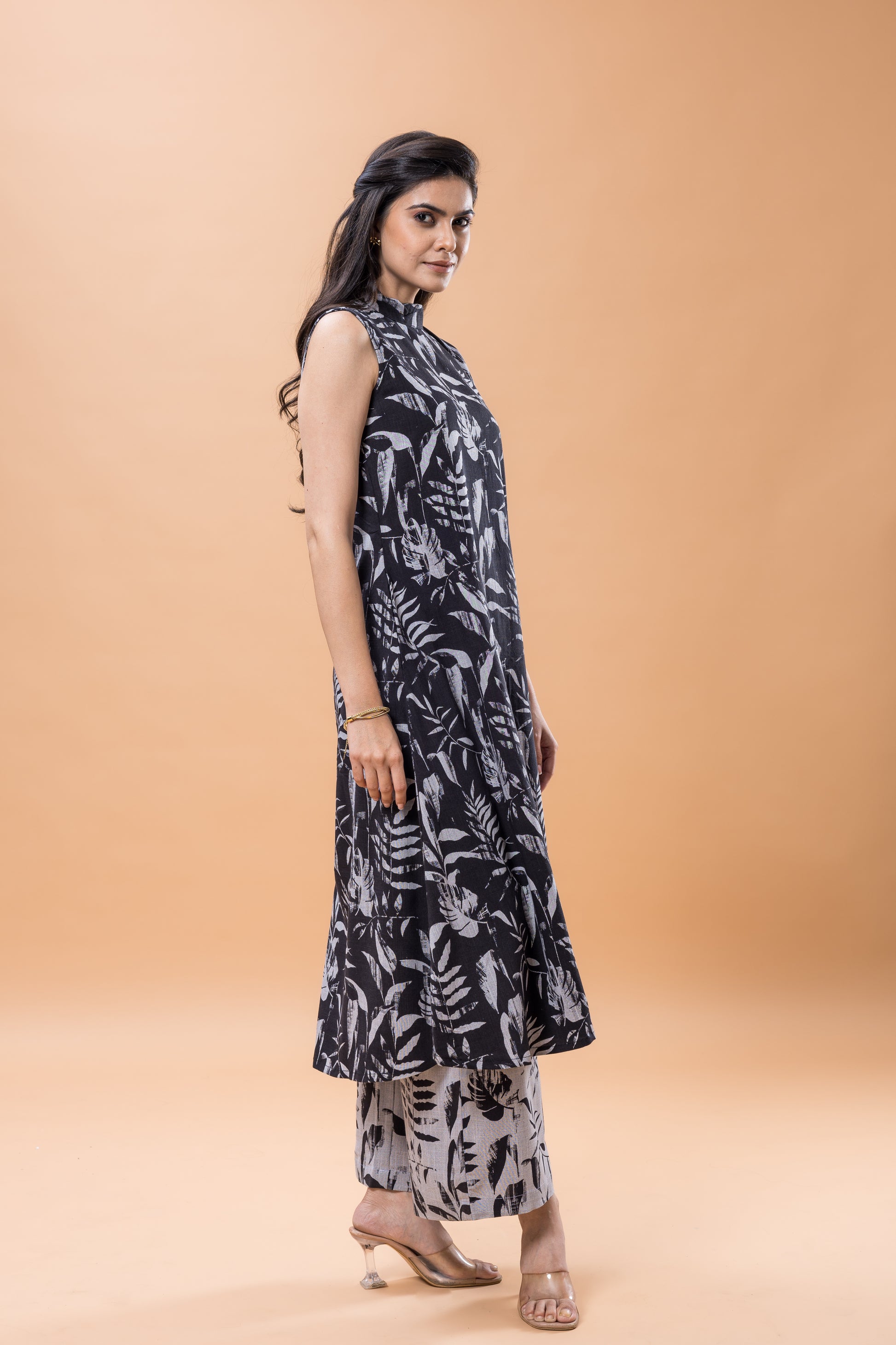 Linen Abstract print Kurta pant set