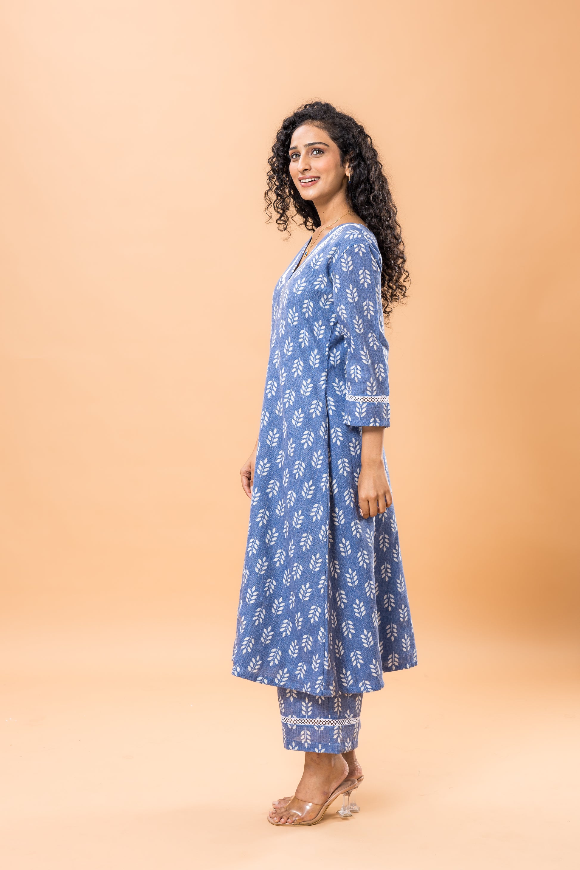 Linen Blue leaf print kurta pant set