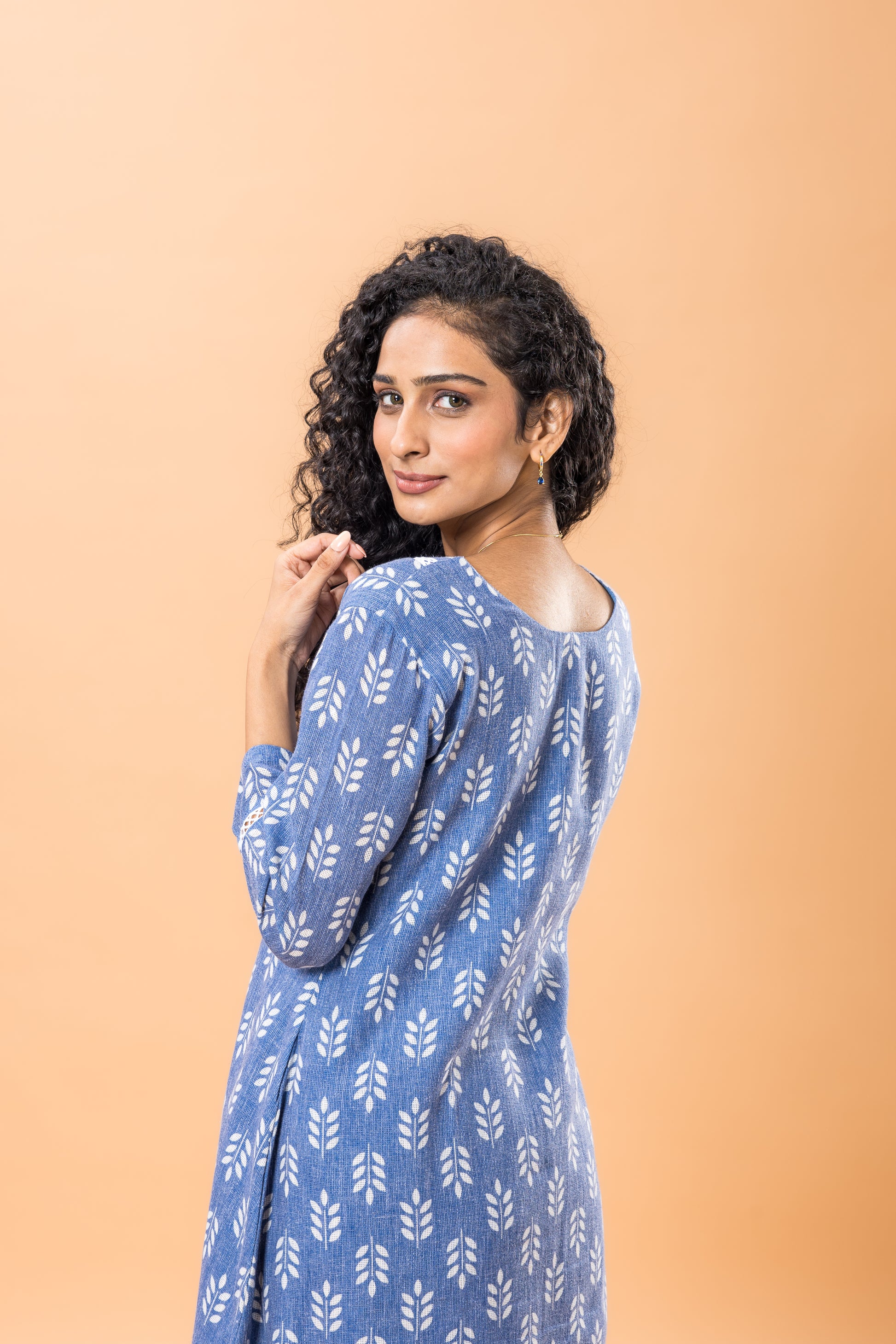 Linen Blue leaf print kurta pant set
