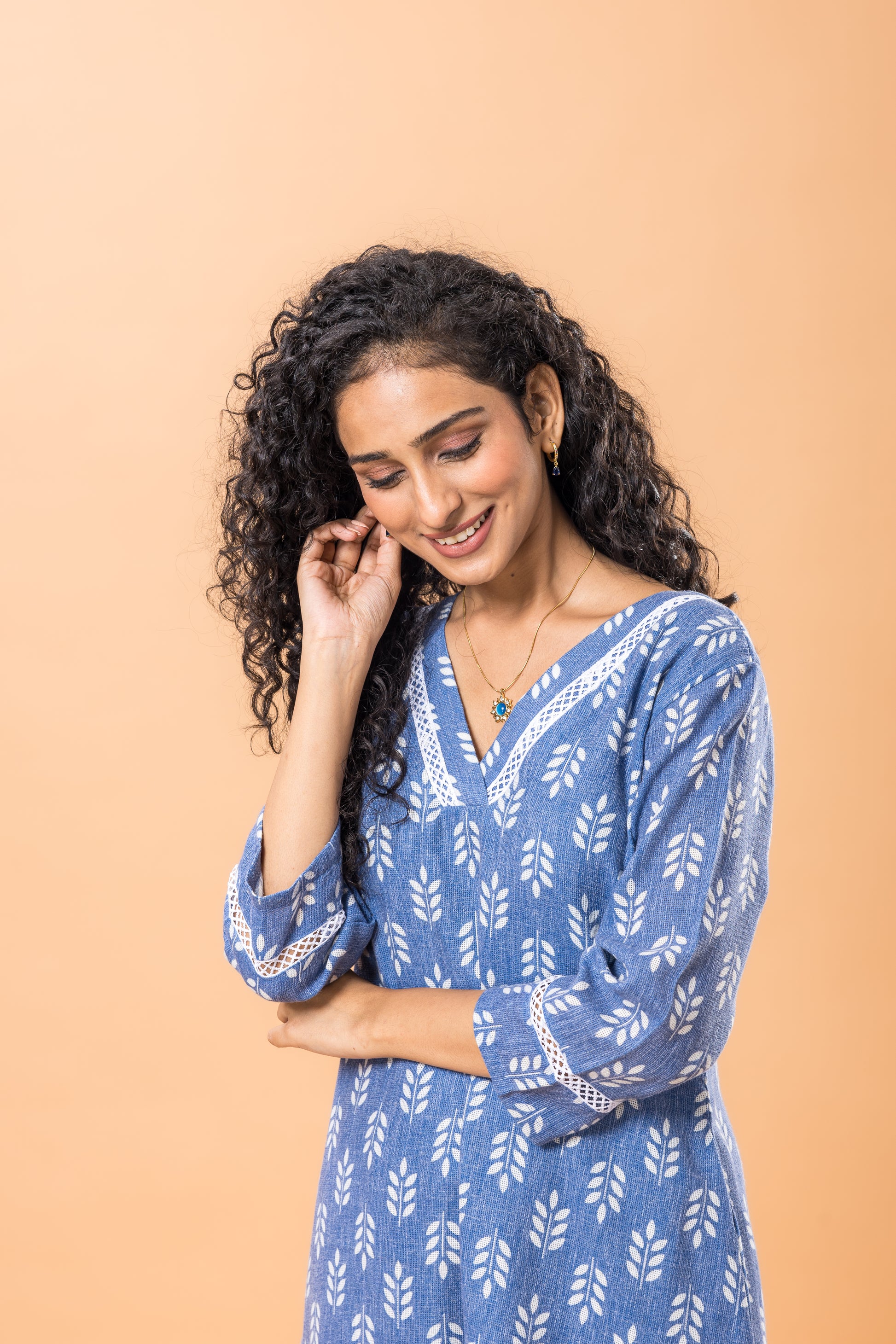 Linen Blue leaf print kurta pant set