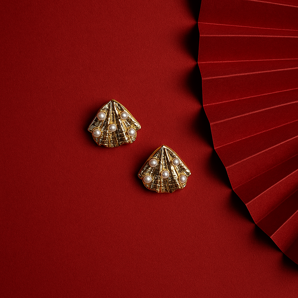 Golden Pearl Wave Earring