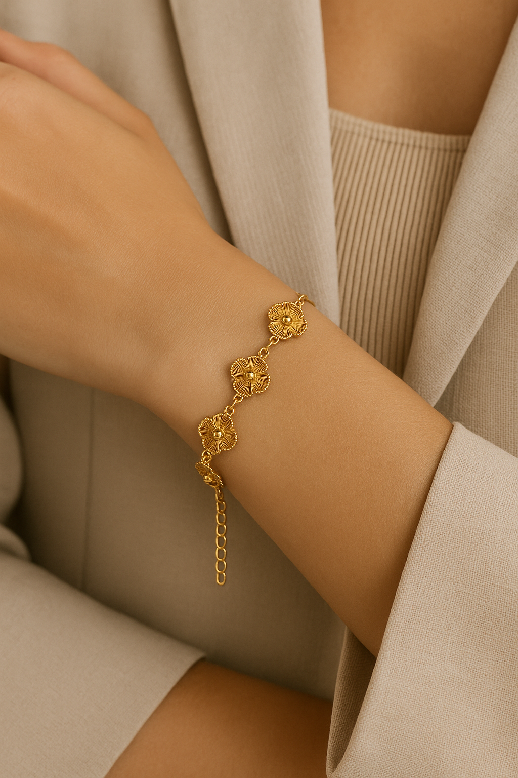 Golden Glimmers bracelet