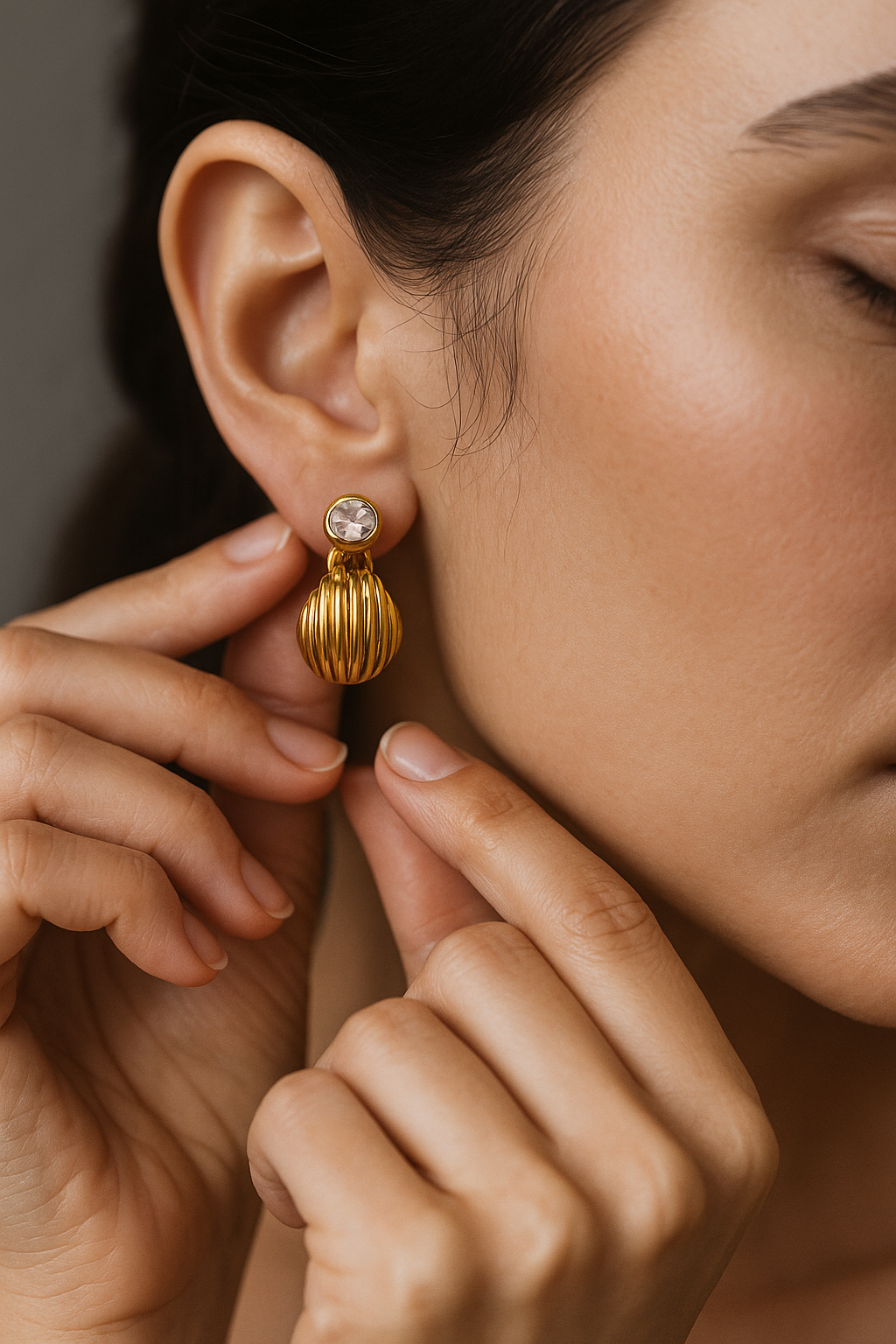 Elegant Golden Earring