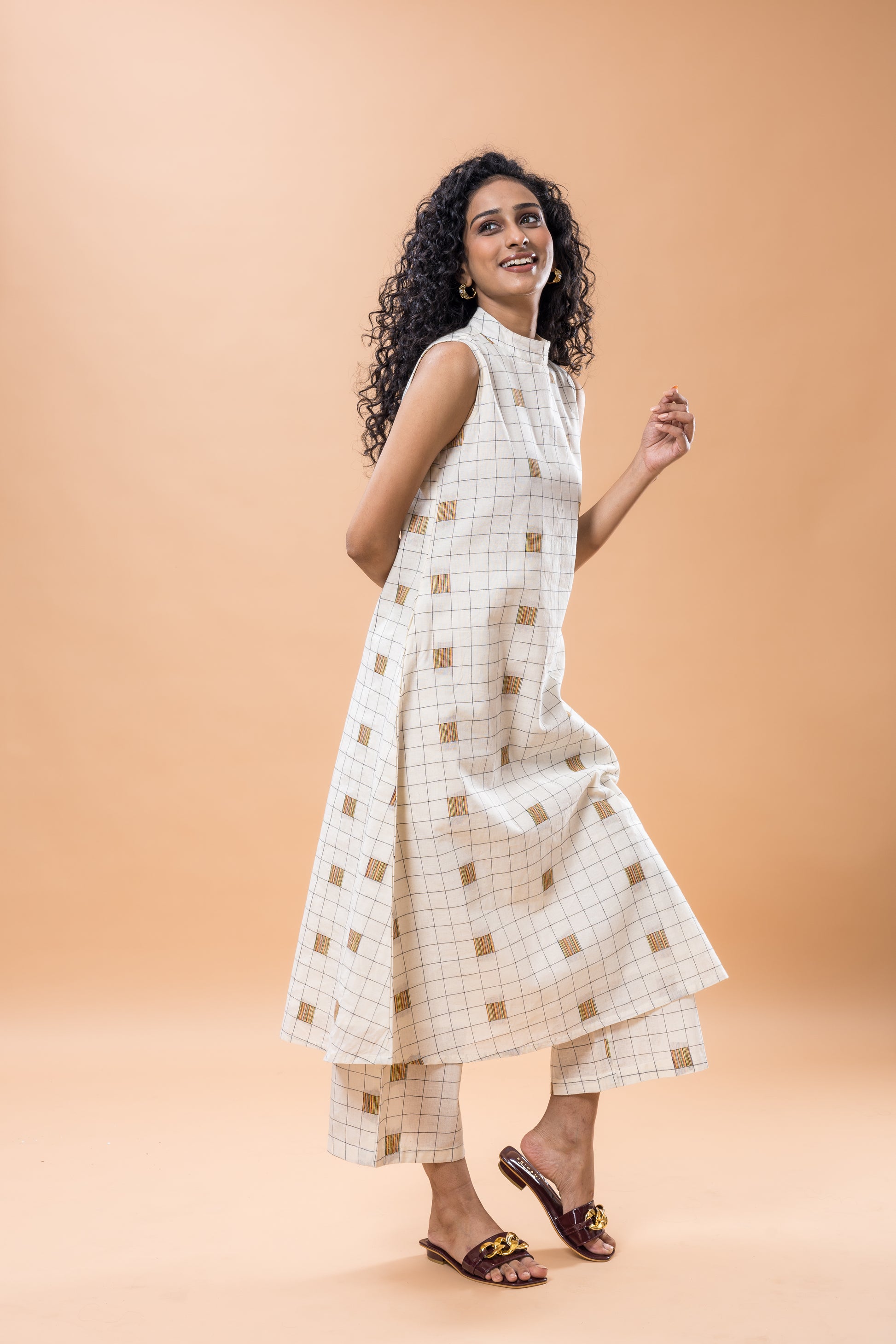 Pure Cotton Off-white checkerd Kurta pant set