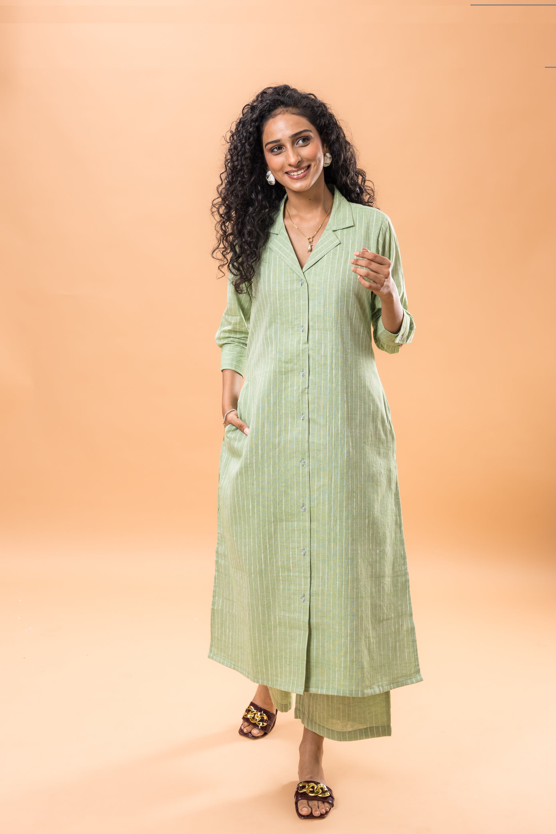 Pure Cotton Green collared kurta pant set