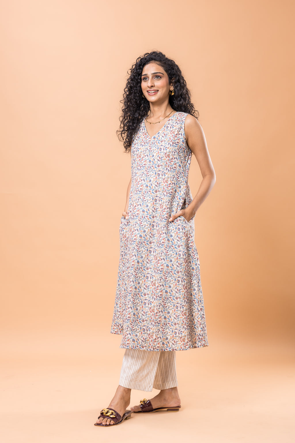 Linen Multicolor abstract print kurta pant set